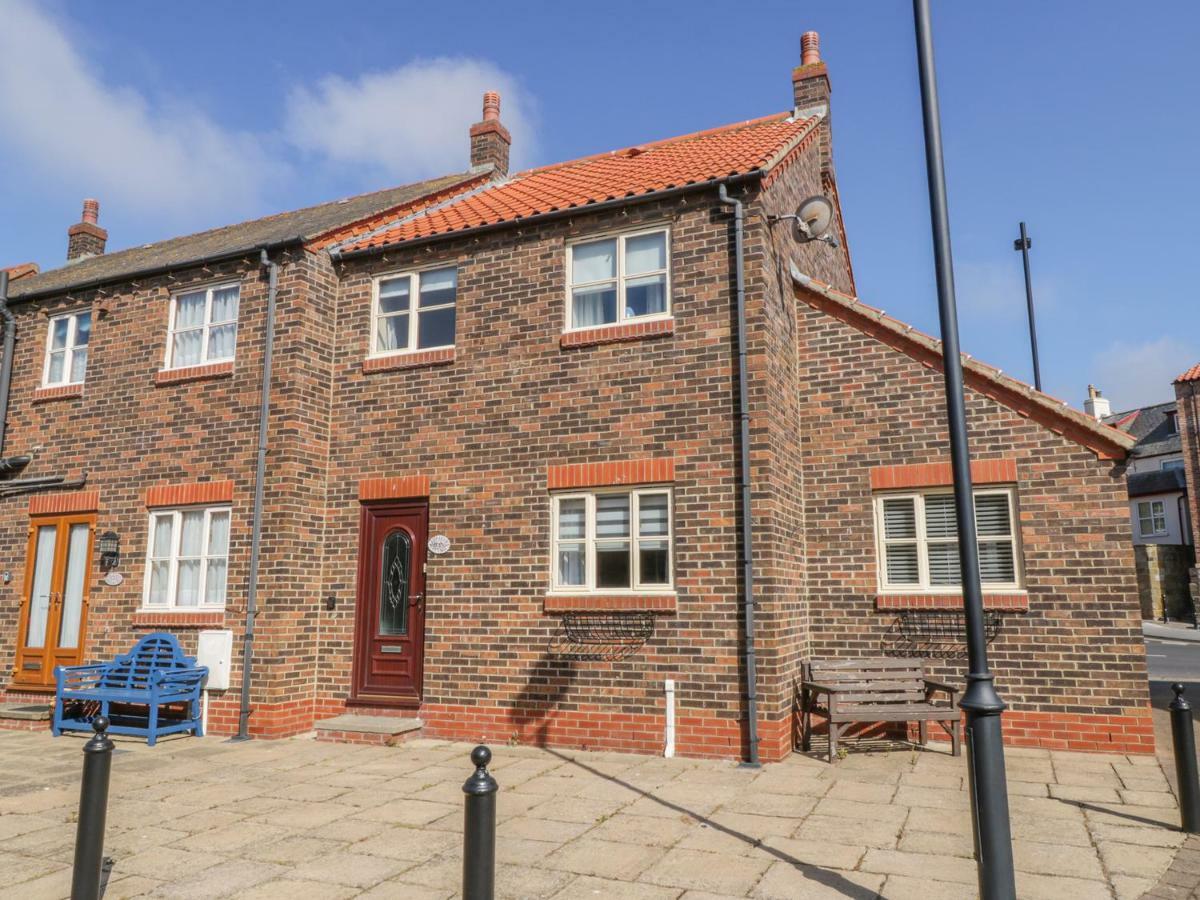 Abrahams Cottage ウィットビー エクステリア 写真